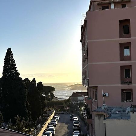 Suite A 1 Minuto Dalla Spiaggia A Piedi - סנרמו מראה חיצוני תמונה